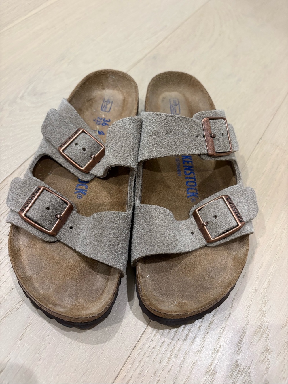 Women’s Birkenstock suede size 6